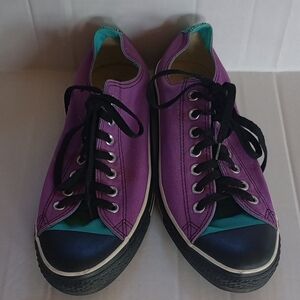 Size 9.5 Unisex Converse Chuck Taylor Purple and Teal Sneakers